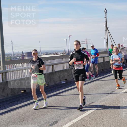 03.10.2025 - Köhlbrandbrückenlauf Michael Burmester http://msf.ph/oto/9119328 03.10.2025 13:00:39 Position 2 5226 meine-sportfotos.de