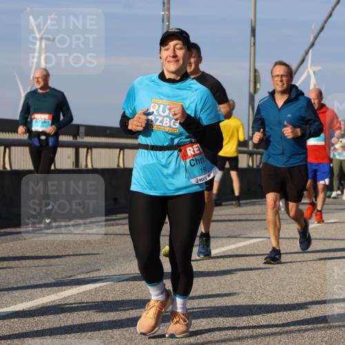 03.10.2025 - Köhlbrandbrückenlauf Strokosch-Dieckow http://msf.ph/oto/9119333 03.10.2025 09:53:11 Position 2 190 meine-sportfotos.de