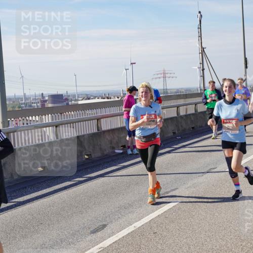 03.10.2025 - Köhlbrandbrückenlauf Michael Burmester http://msf.ph/oto/9119355 03.10.2025 13:00:40 Position 2 5267 meine-sportfotos.de