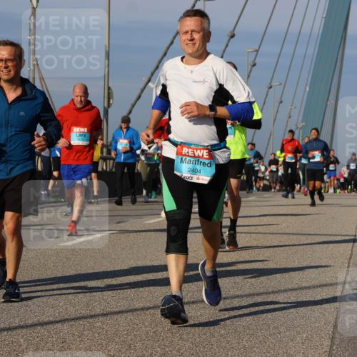 03.10.2025 - Köhlbrandbrückenlauf Strokosch-Dieckow http://msf.ph/oto/9119359 03.10.2025 09:53:13 Position 2 3172, 2404 meine-sportfotos.de