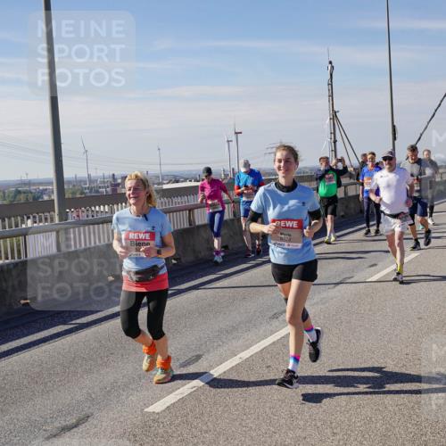 03.10.2025 - Köhlbrandbrückenlauf Michael Burmester http://msf.ph/oto/9119375 03.10.2025 13:00:41 Position 2 6736 meine-sportfotos.de
