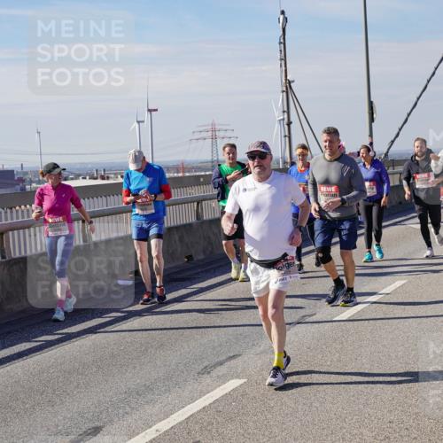 03.10.2025 - Köhlbrandbrückenlauf Michael Burmester http://msf.ph/oto/9119382 03.10.2025 13:00:43 Position 2  meine-sportfotos.de