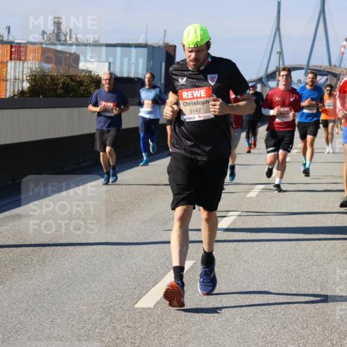 03.10.2025 - Köhlbrandbrückenlauf Strokosch-Dieckow http://msf.ph/oto/9119391 03.10.2025 12:56:53 Position 3 5147 meine-sportfotos.de