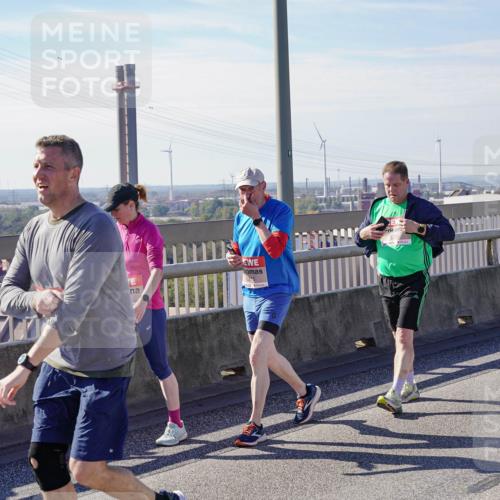 03.10.2025 - Köhlbrandbrückenlauf Michael Burmester http://msf.ph/oto/9119434 03.10.2025 13:00:46 Position 2 5158, 4767 meine-sportfotos.de