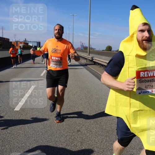 03.10.2025 - Köhlbrandbrückenlauf Strokosch-Dieckow http://msf.ph/oto/9119469 03.10.2025 12:57:00 Position 3 6294, 4774 meine-sportfotos.de