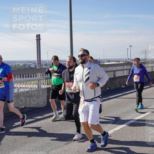03.10.2025 - Köhlbrandbrückenlauf Michael Burmester http://msf.ph/oto/9119483 03.10.2025 13:00:47 Position 2 476 meine-sportfotos.de