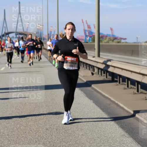 03.10.2025 - Köhlbrandbrückenlauf Strokosch-Dieckow http://msf.ph/oto/9119518 03.10.2025 12:57:03 Position 3 4855 meine-sportfotos.de