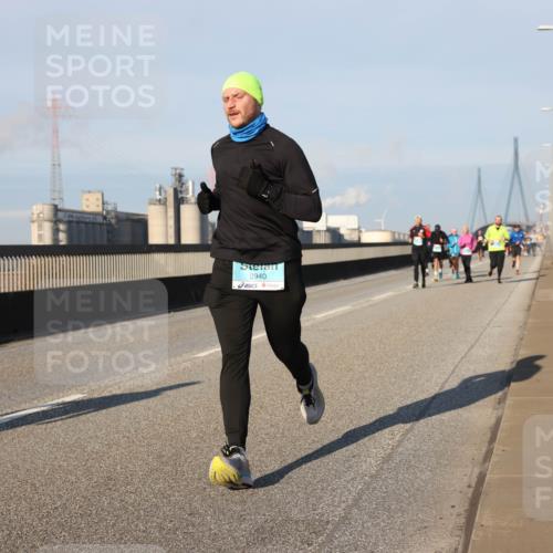 03.10.2025 - Köhlbrandbrückenlauf Lena Gebhardt http://msf.ph/oto/9119563 03.10.2025 09:45:23 Position 2 2940 meine-sportfotos.de
