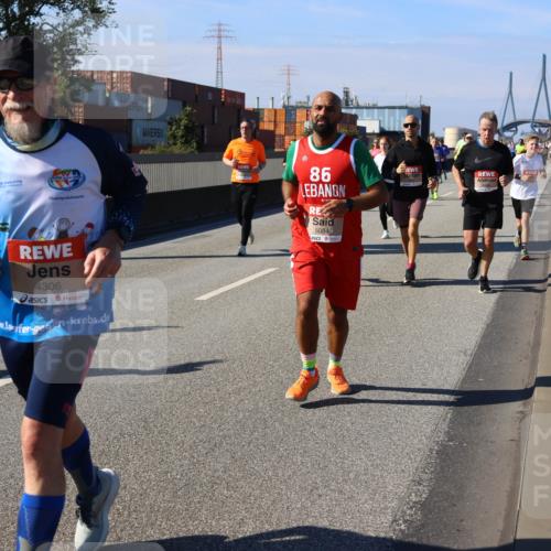 03.10.2025 - Köhlbrandbrückenlauf Strokosch-Dieckow http://msf.ph/oto/9119593 03.10.2025 12:57:13 Position 3 4306, 86, 5034 meine-sportfotos.de