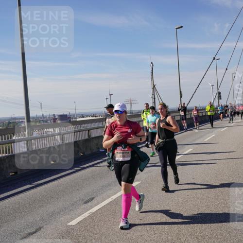03.10.2025 - Köhlbrandbrückenlauf Michael Burmester http://msf.ph/oto/9119599 03.10.2025 13:00:53 Position 2  meine-sportfotos.de
