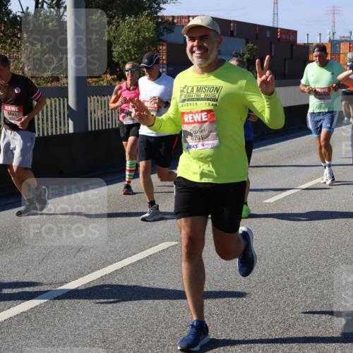 03.10.2025 - Köhlbrandbrückenlauf Strokosch-Dieckow http://msf.ph/oto/9119652 03.10.2025 12:57:21 Position 3 6791, 15 meine-sportfotos.de