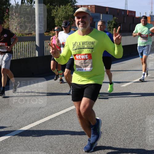 03.10.2025 - Köhlbrandbrückenlauf Strokosch-Dieckow http://msf.ph/oto/9119664 03.10.2025 12:57:21 Position 3 2025, 6791, 15 meine-sportfotos.de