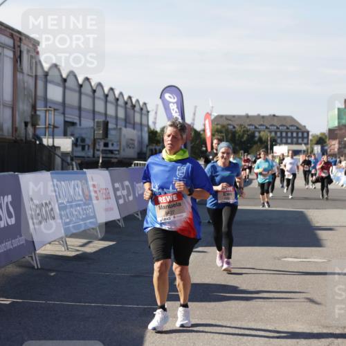 03.10.2025 - Köhlbrandbrückenlauf Jannik Wohlers http://msf.ph/oto/9119687 03.10.2025 13:35:07 Ziel 5360, 5427, 5557, 5604, 6265, 6434 meine-sportfotos.de