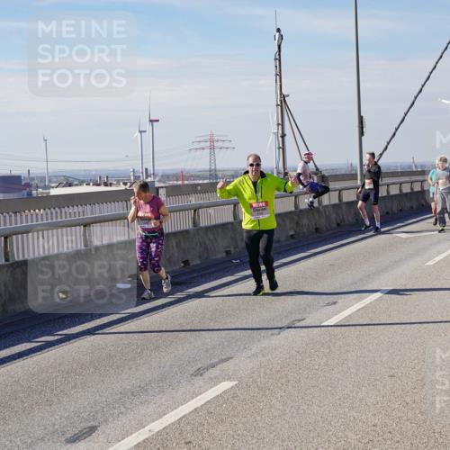 03.10.2025 - Köhlbrandbrückenlauf Michael Burmester http://msf.ph/oto/9119689 03.10.2025 13:00:59 Position 2  meine-sportfotos.de