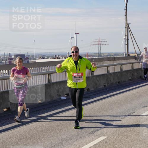 03.10.2025 - Köhlbrandbrückenlauf Michael Burmester http://msf.ph/oto/9119719 03.10.2025 13:01:00 Position 2 5783 meine-sportfotos.de