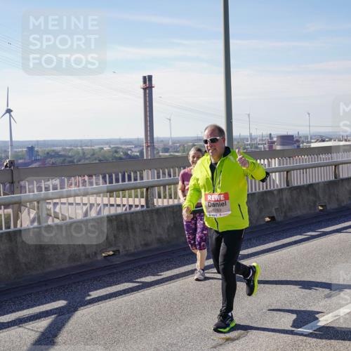03.10.2025 - Köhlbrandbrückenlauf Michael Burmester http://msf.ph/oto/9119741 03.10.2025 13:01:02 Position 2 5783 meine-sportfotos.de
