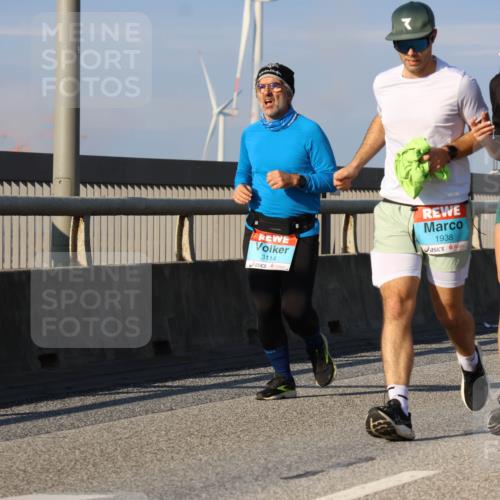 03.10.2025 - Köhlbrandbrückenlauf Strokosch-Dieckow http://msf.ph/oto/9119828 03.10.2025 09:54:05 Position 2 3114, 1938, 2514 meine-sportfotos.de
