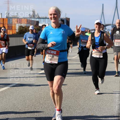 03.10.2025 - Köhlbrandbrückenlauf Strokosch-Dieckow http://msf.ph/oto/9119913 03.10.2025 12:57:43 Position 3 6227, 6512 meine-sportfotos.de