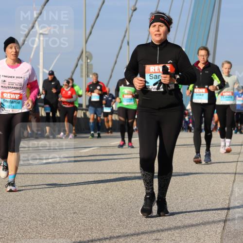 03.10.2025 - Köhlbrandbrückenlauf Strokosch-Dieckow http://msf.ph/oto/9119936 03.10.2025 09:54:13 Position 2 1329, 2024, 16, 760, 3574, 1463 meine-sportfotos.de