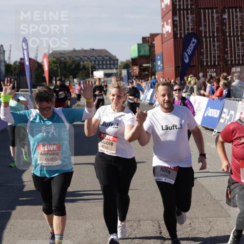 03.10.2025 - Köhlbrandbrückenlauf Jannik Wohlers http://msf.ph/oto/9120021 03.10.2025 13:35:17 Ziel 4886, 5279, 5360, 5412, 5427, 6204, 6205, 6265, 6547 meine-sportfotos.de