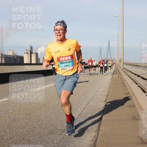 03.10.2025 - Köhlbrandbrückenlauf Lena Gebhardt http://msf.ph/oto/9120034 03.10.2025 09:45:49 Position 2 3495 meine-sportfotos.de