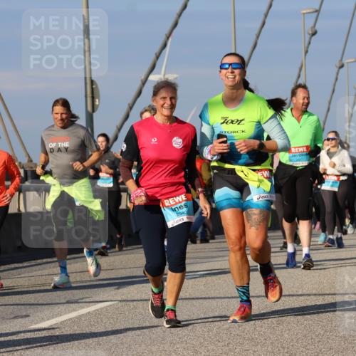 03.10.2025 - Köhlbrandbrückenlauf Strokosch-Dieckow http://msf.ph/oto/9120067 03.10.2025 09:54:27 Position 2 2943, 2917, 3509 meine-sportfotos.de