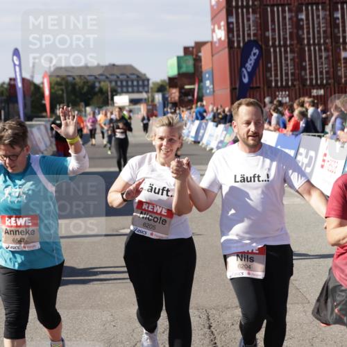 03.10.2025 - Köhlbrandbrückenlauf Jannik Wohlers http://msf.ph/oto/9120069 03.10.2025 13:35:18 Ziel 4886, 5279, 5360, 5412, 5548, 5575, 6204, 6205, 6265, 6358, 6547 meine-sportfotos.de