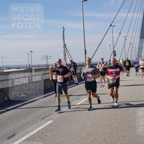 03.10.2025 - Köhlbrandbrückenlauf Michael Burmester http://msf.ph/oto/9120098 03.10.2025 13:01:17 Position 2  meine-sportfotos.de