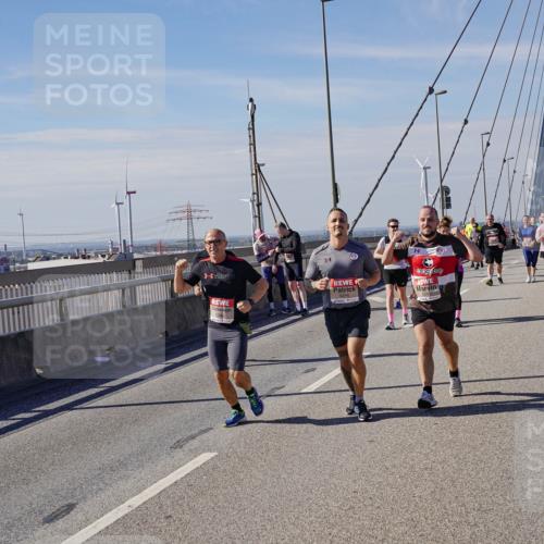 03.10.2025 - Köhlbrandbrückenlauf Michael Burmester http://msf.ph/oto/9120110 03.10.2025 13:01:17 Position 2  meine-sportfotos.de
