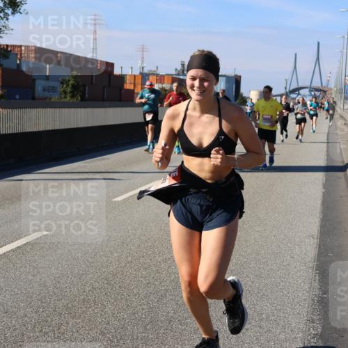 03.10.2025 - Köhlbrandbrückenlauf Strokosch-Dieckow http://msf.ph/oto/9120112 03.10.2025 12:58:00 Position 3  meine-sportfotos.de