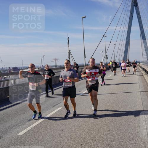 03.10.2025 - Köhlbrandbrückenlauf Michael Burmester http://msf.ph/oto/9120117 03.10.2025 13:01:18 Position 2  meine-sportfotos.de