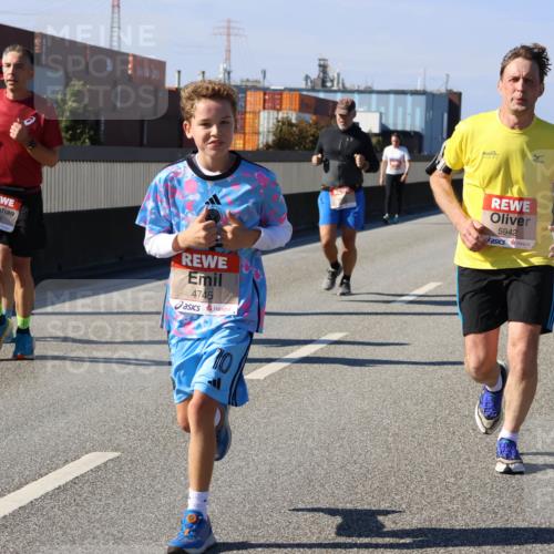 03.10.2025 - Köhlbrandbrückenlauf Strokosch-Dieckow http://msf.ph/oto/9120121 03.10.2025 12:58:03 Position 3 4745, 5942 meine-sportfotos.de
