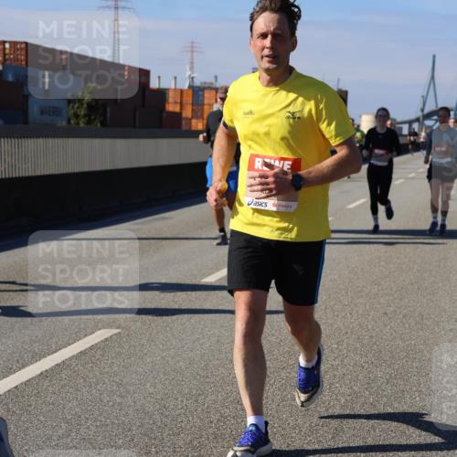 03.10.2025 - Köhlbrandbrückenlauf Strokosch-Dieckow http://msf.ph/oto/9120136 03.10.2025 12:58:04 Position 3 30 meine-sportfotos.de