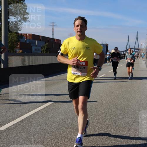 03.10.2025 - Köhlbrandbrückenlauf Strokosch-Dieckow http://msf.ph/oto/9120156 03.10.2025 12:58:04 Position 3 5802, 5942 meine-sportfotos.de