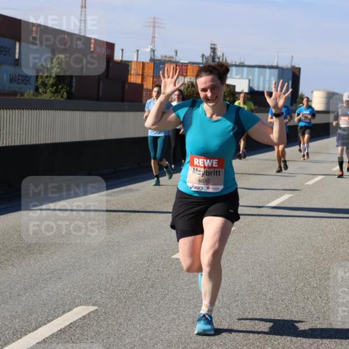 03.10.2025 - Köhlbrandbrückenlauf Strokosch-Dieckow http://msf.ph/oto/9120197 03.10.2025 12:58:10 Position 3 4610 meine-sportfotos.de