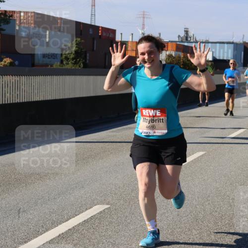 03.10.2025 - Köhlbrandbrückenlauf Strokosch-Dieckow http://msf.ph/oto/9120222 03.10.2025 12:58:10 Position 3 4610 meine-sportfotos.de