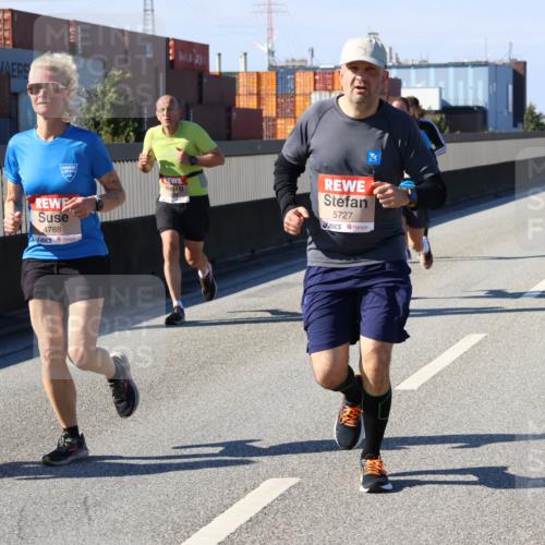 03.10.2025 - Köhlbrandbrückenlauf Strokosch-Dieckow http://msf.ph/oto/9120246 03.10.2025 12:58:16 Position 3 4788, 5727 meine-sportfotos.de