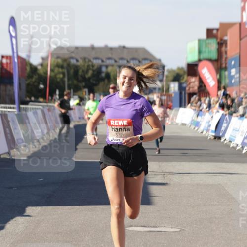 03.10.2025 - Köhlbrandbrückenlauf Jannik Wohlers http://msf.ph/oto/9120254 03.10.2025 13:04:10 Ziel 4056, 4372, 4480, 5721, 5958, 6038, 6523 meine-sportfotos.de