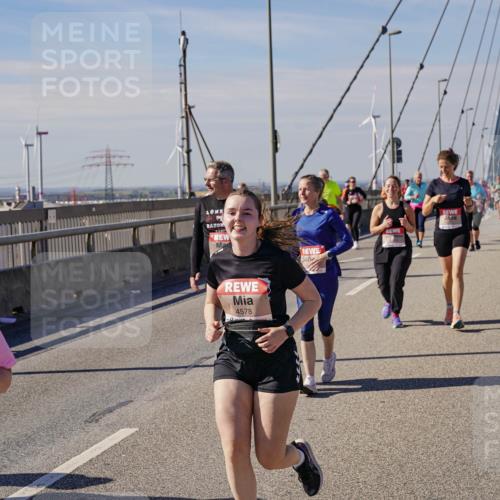 03.10.2025 - Köhlbrandbrückenlauf Michael Burmester http://msf.ph/oto/9120262 03.10.2025 13:01:26 Position 2 5876, 4578 meine-sportfotos.de