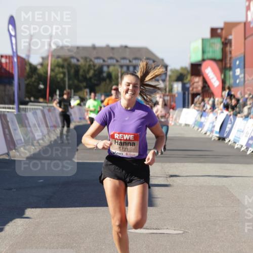 03.10.2025 - Köhlbrandbrückenlauf Jannik Wohlers http://msf.ph/oto/9120264 03.10.2025 13:04:10 Ziel 4056, 4372, 4480, 5721, 5958, 6038, 6523 meine-sportfotos.de