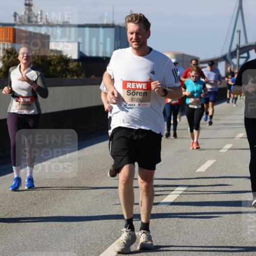 03.10.2025 - Köhlbrandbrückenlauf Strokosch-Dieckow http://msf.ph/oto/9120326 03.10.2025 12:58:27 Position 3 4692, 5309, 6125, 5630 meine-sportfotos.de