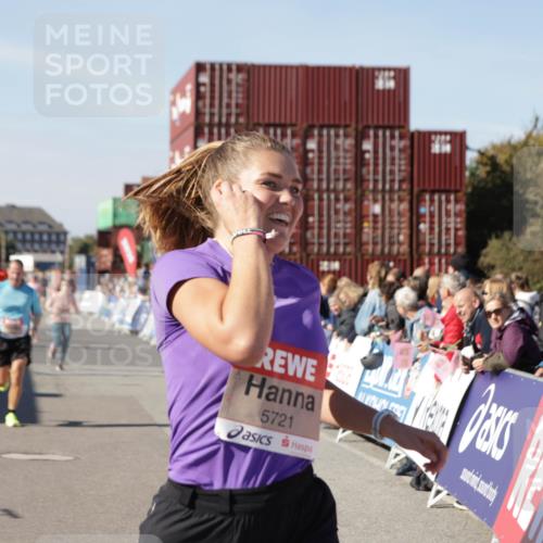 03.10.2025 - Köhlbrandbrückenlauf Jannik Wohlers http://msf.ph/oto/9120382 03.10.2025 13:04:12 Ziel 4056, 4372, 4480, 5055, 5721, 5958, 6038, 6523 meine-sportfotos.de
