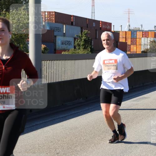 03.10.2025 - Köhlbrandbrückenlauf Strokosch-Dieckow http://msf.ph/oto/9120396 03.10.2025 12:58:32 Position 3 5078, 4563 meine-sportfotos.de