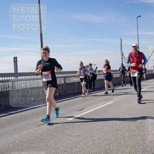 03.10.2025 - Köhlbrandbrückenlauf Michael Burmester http://msf.ph/oto/9120598 03.10.2025 13:01:59 Position 2 5289 meine-sportfotos.de