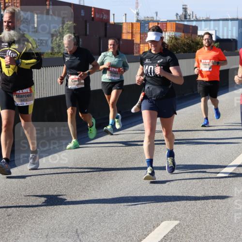 03.10.2025 - Köhlbrandbrückenlauf Strokosch-Dieckow http://msf.ph/oto/9120620 03.10.2025 12:58:55 Position 3 6790, 4414, 4803 meine-sportfotos.de