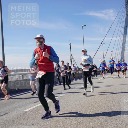 03.10.2025 - Köhlbrandbrückenlauf Michael Burmester http://msf.ph/oto/9120623 03.10.2025 13:02:00 Position 2  meine-sportfotos.de