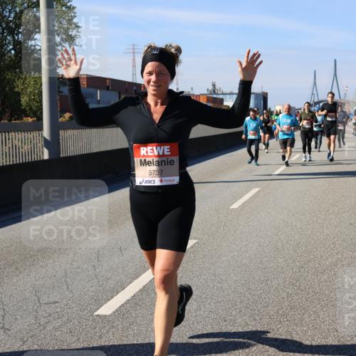 03.10.2025 - Köhlbrandbrückenlauf Strokosch-Dieckow http://msf.ph/oto/9120699 03.10.2025 12:59:00 Position 3 5737 meine-sportfotos.de