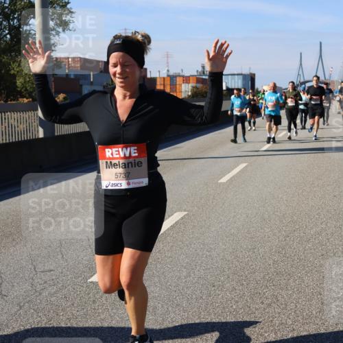 03.10.2025 - Köhlbrandbrückenlauf Strokosch-Dieckow http://msf.ph/oto/9120707 03.10.2025 12:59:00 Position 3 5737 meine-sportfotos.de