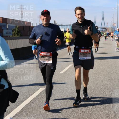 03.10.2025 - Köhlbrandbrückenlauf Strokosch-Dieckow http://msf.ph/oto/9120792 03.10.2025 12:59:08 Position 3 6189, 13, 00, 23160, 3, 4090 meine-sportfotos.de