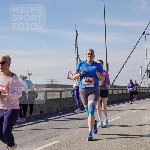 03.10.2025 - Köhlbrandbrückenlauf Michael Burmester http://msf.ph/oto/9120854 03.10.2025 13:02:14 Position 2 6095 meine-sportfotos.de